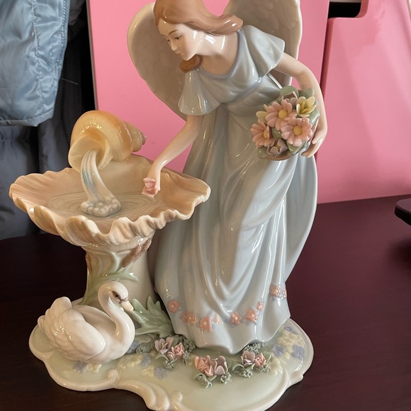 O’well Large vintage porcelain swan angel fountain figurine - Picture 1 of 10